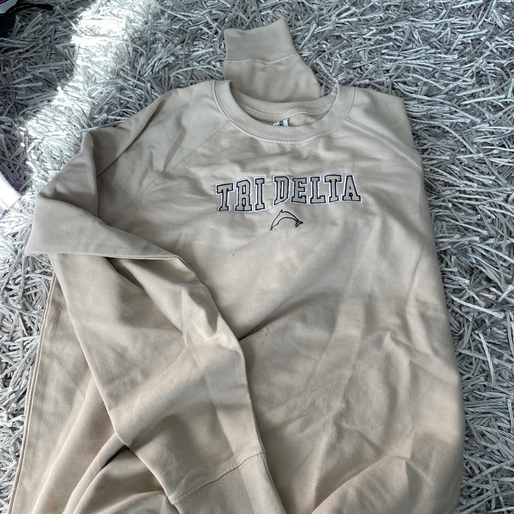 Tri Delta Embroidered Dolphin Crew